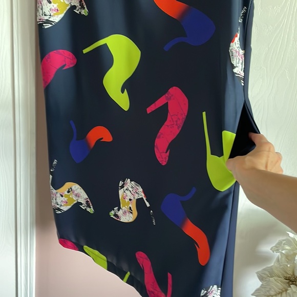 “Marisis” navy blue printed dress. Size L - Picture 4 of 8